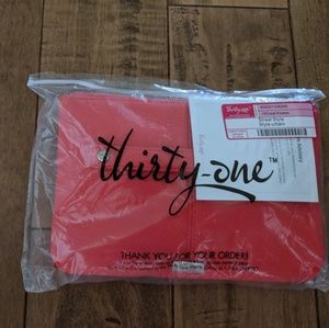 Thirty one Street Styler in Coral Kisses